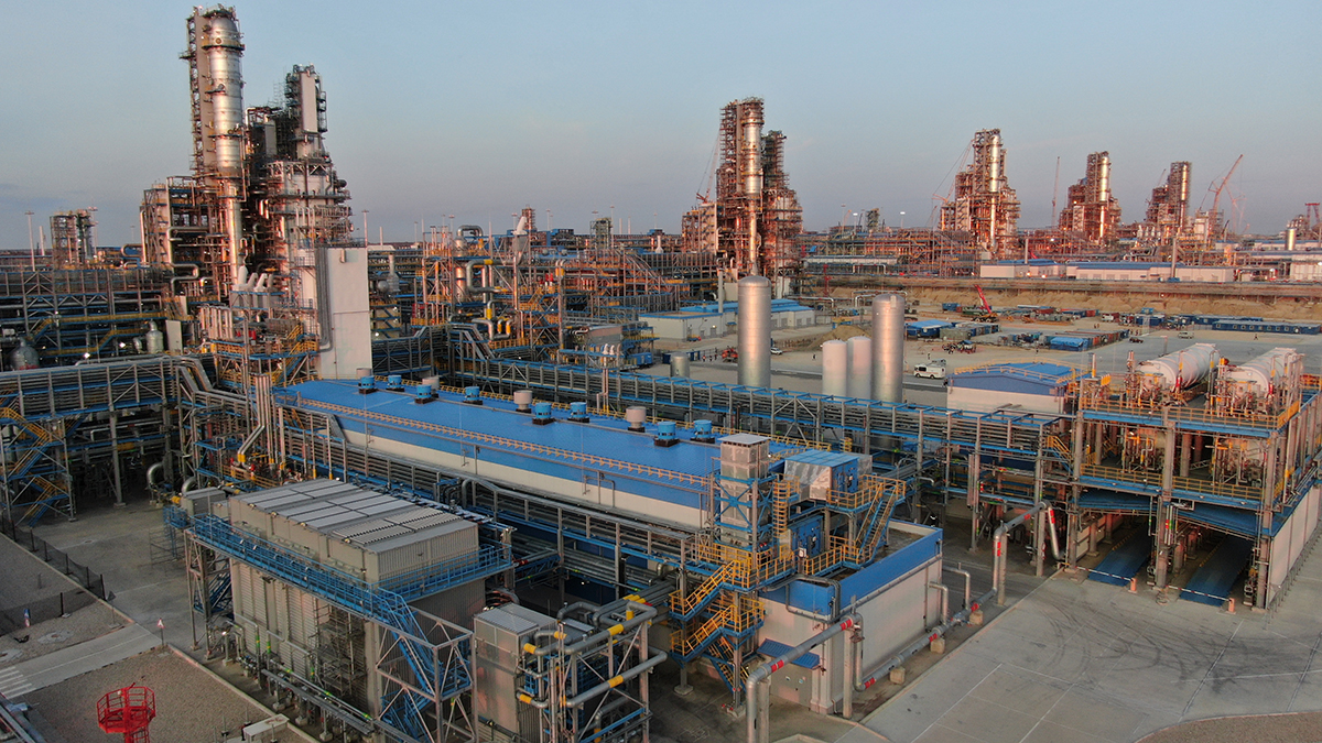 На Амурский ГПЗ доставлена последняя пара российских газоперекачивающих ...